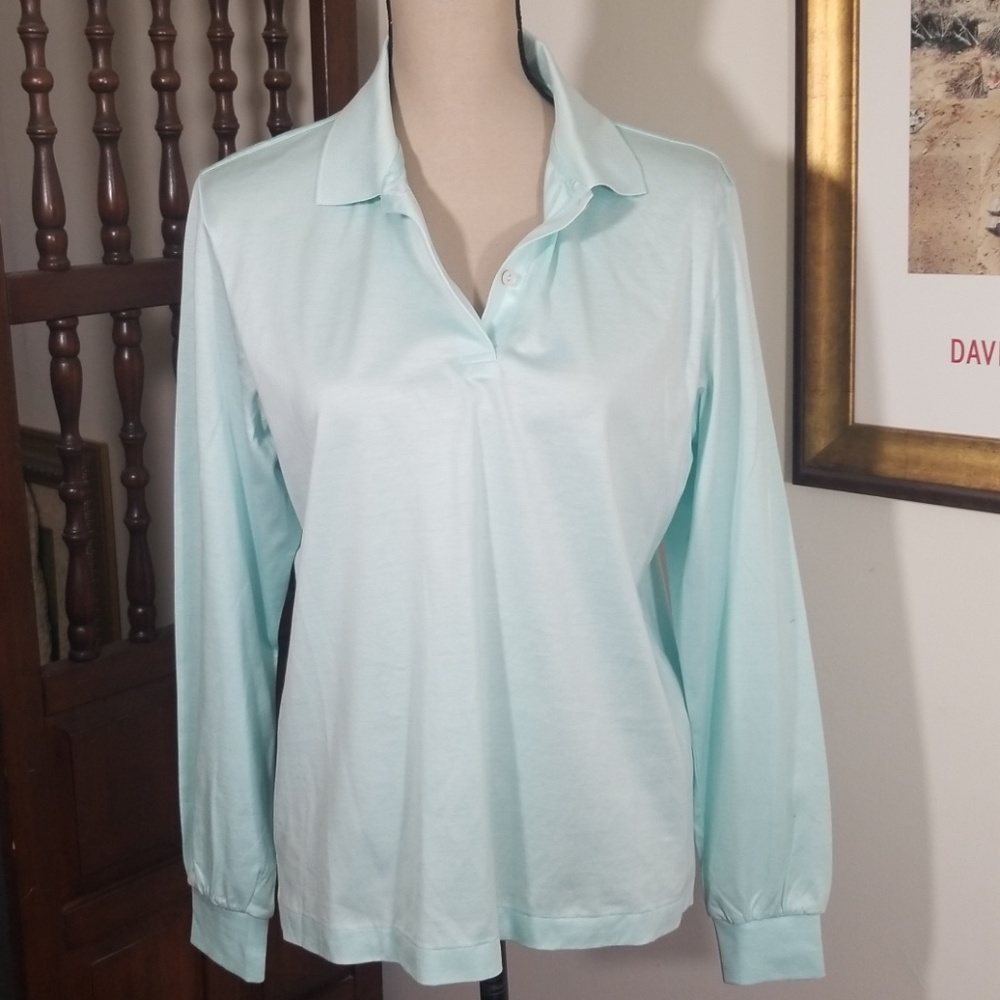 Astra Classic mint color long sleeves tee. Size L